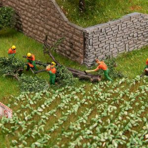 1/87 BOSARBEIDERS MET MODERNE APPARATUUR