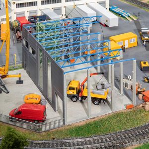 1/87 INDUSTRIEHAL IN AANBOUW SYSTEEMBOUW