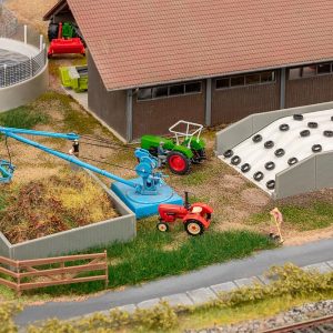 1/87 MOBIELE SILO MET MESTHOOP MET KRAAN