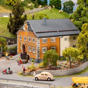 1/87 TRADITIONEEL ENGADINER HUIS