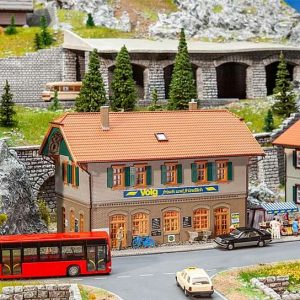 1/87 WOONHUIS MET DORPSWINKEL **